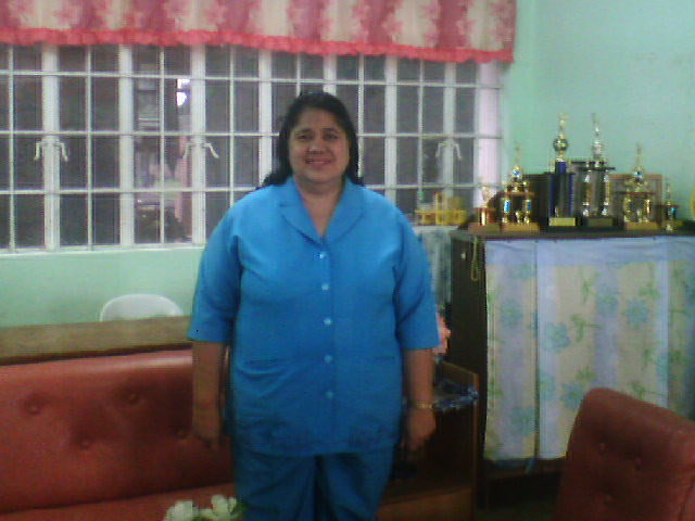 Dr. Esmeralda De Castro